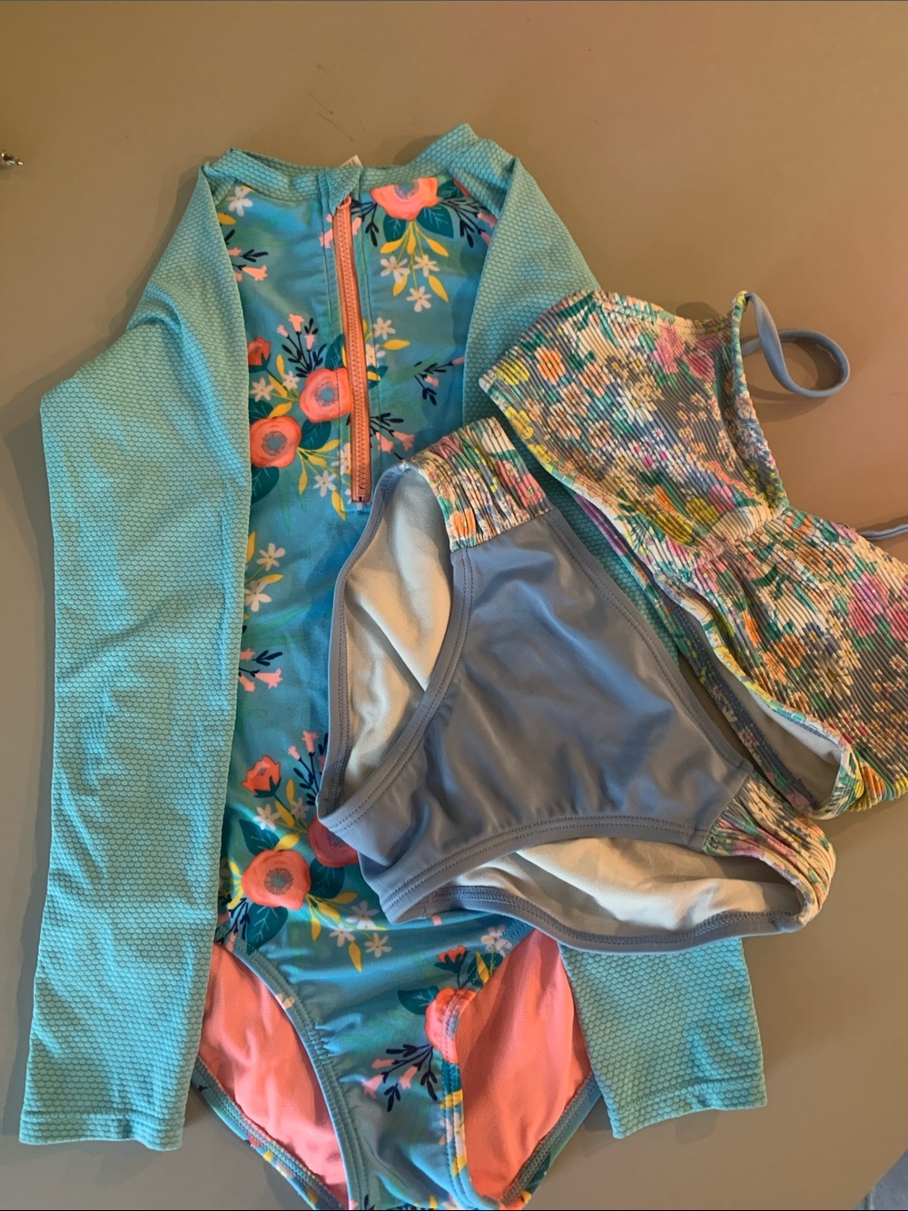 Kids Floral Long-Sleeve Rash Guard Swimsuit Set - Blue & Coral & violet